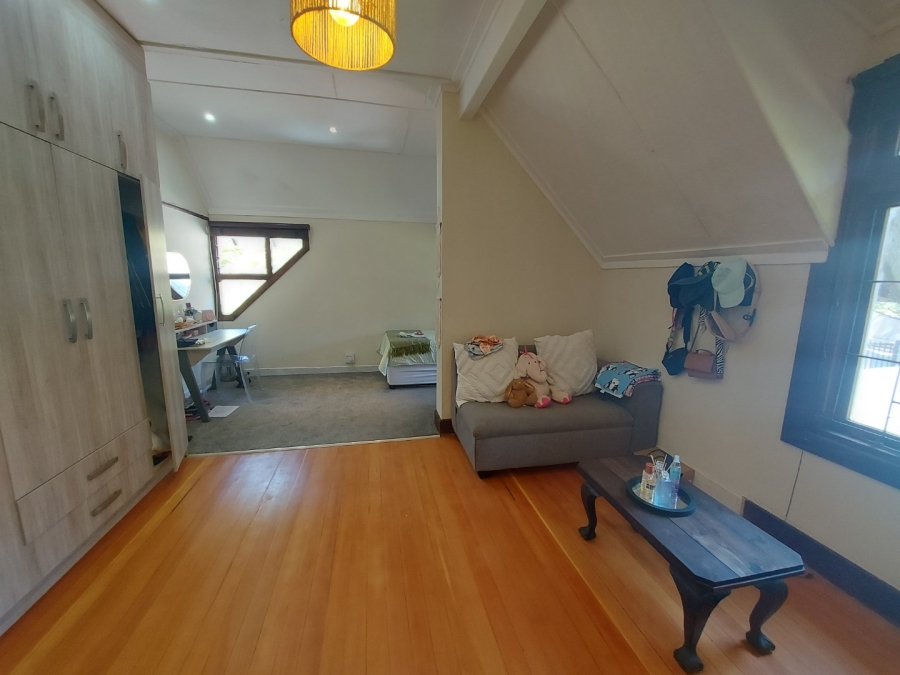 6 Bedroom Property for Sale in Waverley Free State